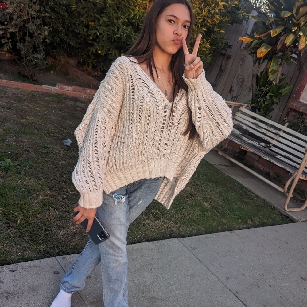 Free People Infinite V-Neck Pullover Oversized Chunky Knit Sweater Size XS